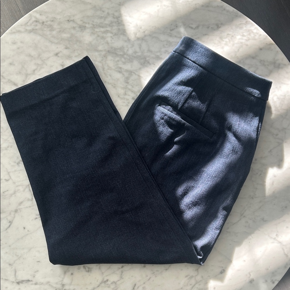 NWOT Express Women's Navy Pants size 10 short - Picture 2 of 7